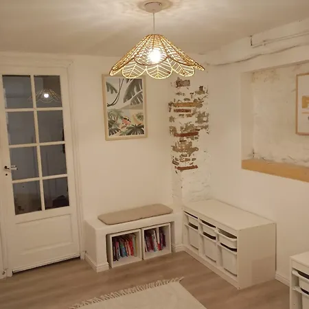 Maison Climatisee Au Coeur Du Village Appartement *